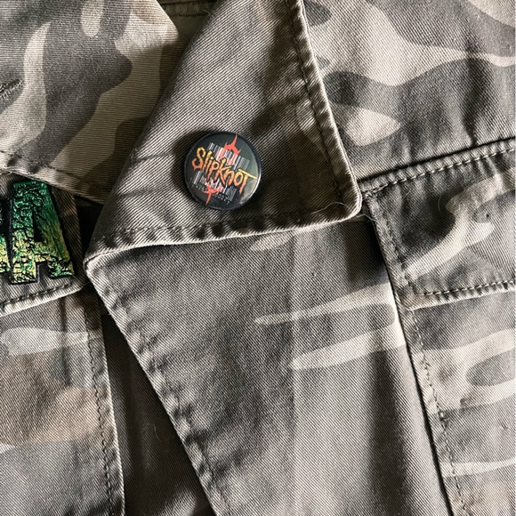 VTG🍷 OOAK - Forever 21 Camo Custom Patch Jacket - Size S - Picture 9 of 12